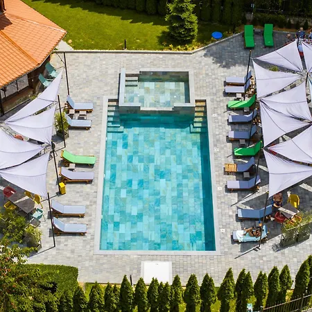 بيت ضيافة Mount - 365 Days Hot Outdoor Pool - Valevtsi