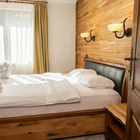 بيت ضيافة Mount - 365 Days Hot Outdoor Pool - 4*