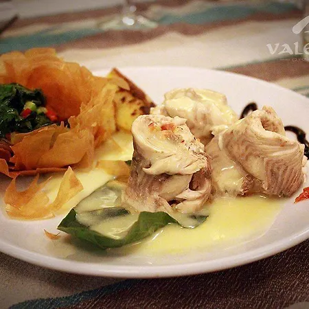 Maison d'hôtes Mount - 365 Days Hot Outdoor Pool - 4*