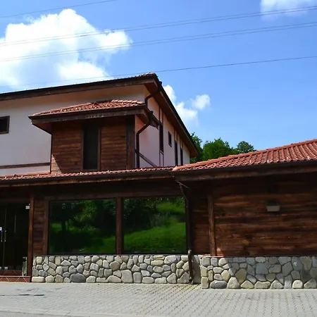 Mount - 365 Days Hot Outdoor Pool - Valevtsi